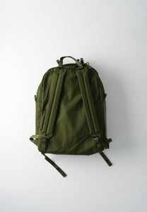 DAY PACK W/ LEATHER PATCH - MOSS W/ BLACK