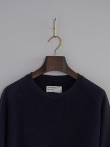 Sweatshirt in Brush Back Sweat - Navy